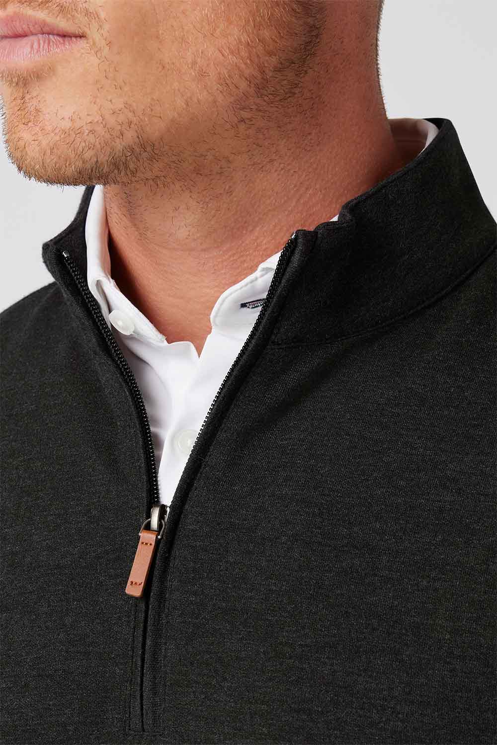 Mizzen + Main - KPI Quarter Zip - Black Heather - Detail