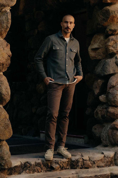 Taylor Stitch - The Ledge Shirt - Deep Sea Twill - Model