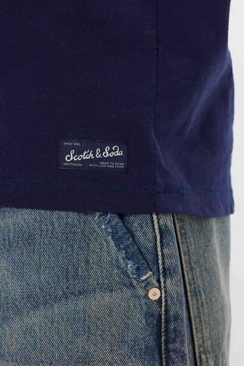 Scotch & Soda - Slub Henley LS - Navy - Detail