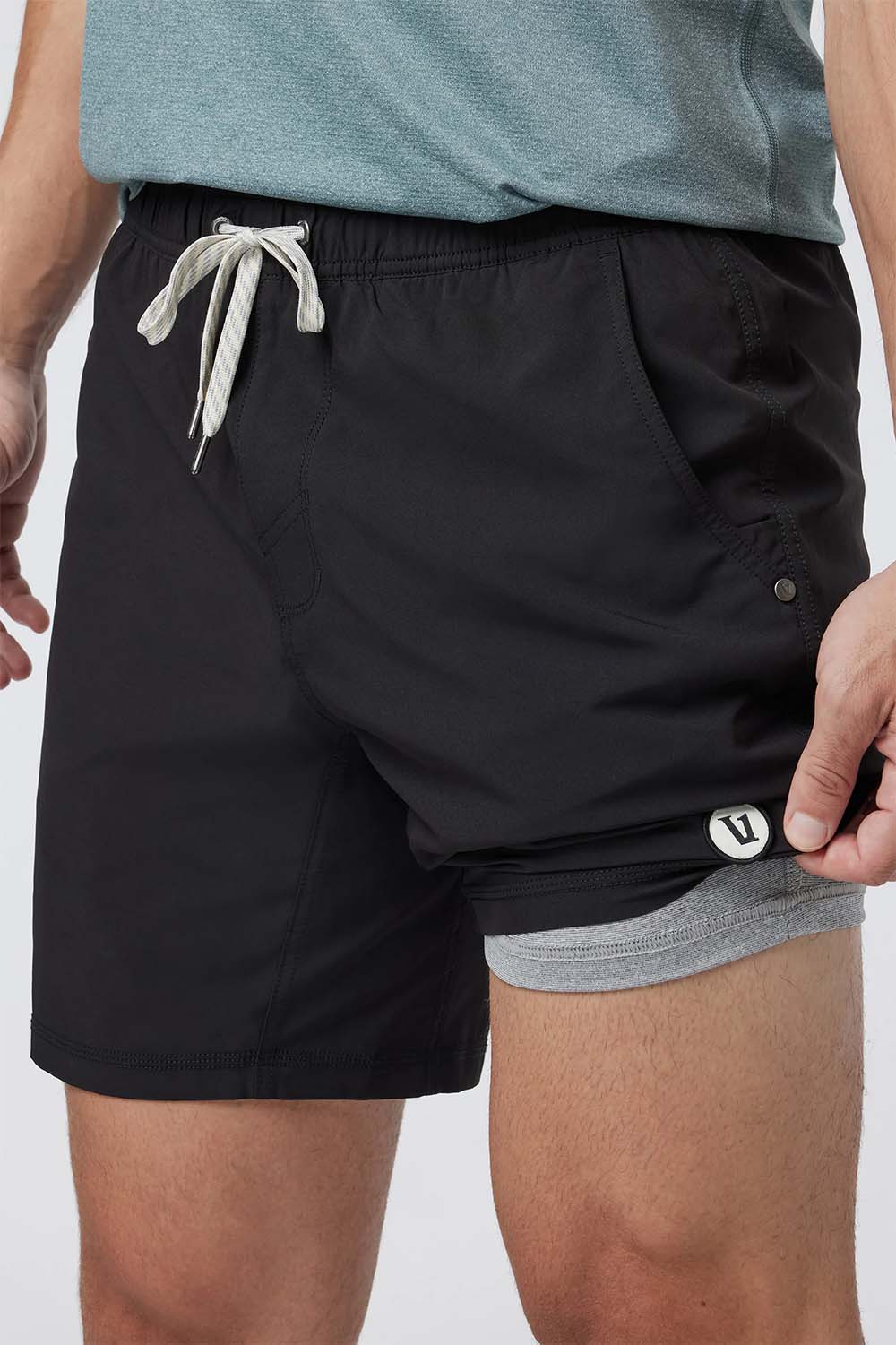 Vuori - Kore Short Lined 7" - Black - Detail